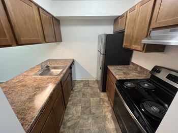 Bristol cinnamon / glenwood beech cabinets